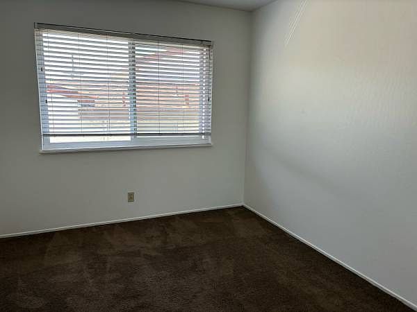 2623 Barrett Ave photo 5