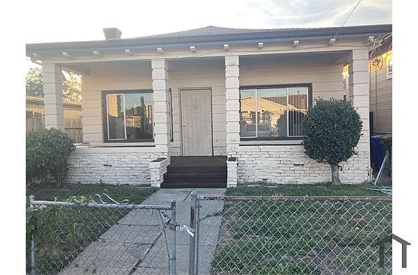 641 5th St photo 2