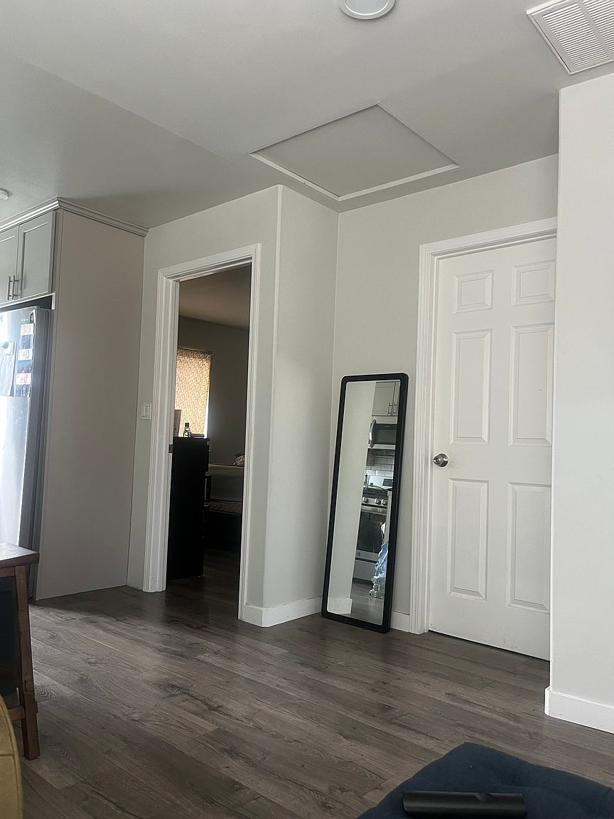 149 2nd St photo 4
