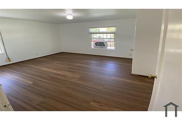 2212 Virginia Ave photo 5