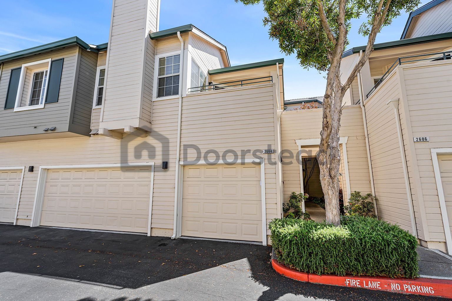 2604 Beach Head Ct photo 3