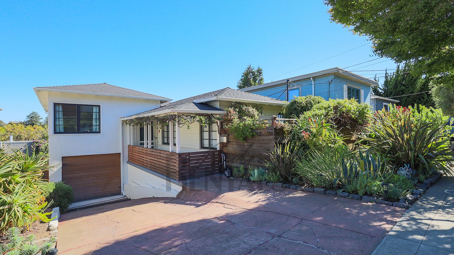 364 Coventry Road photo 4