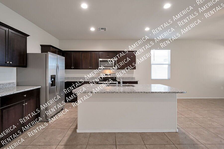 24408 N Sickle Rd photo 4