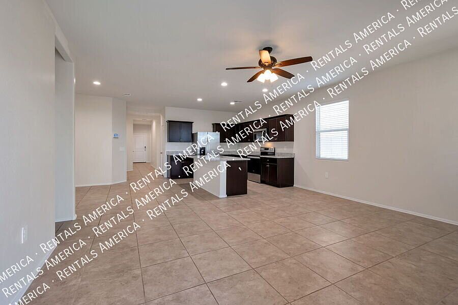 24408 N Sickle Rd photo 2