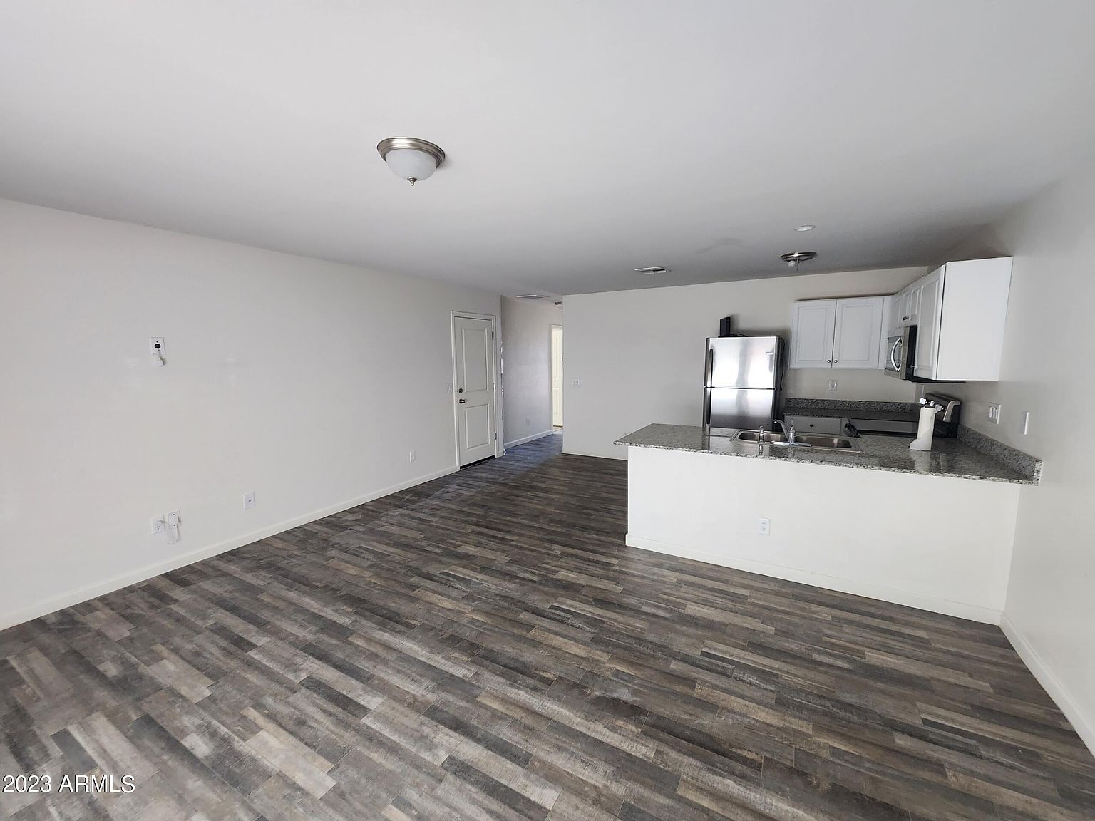 158 W Taylor Ave photo 5