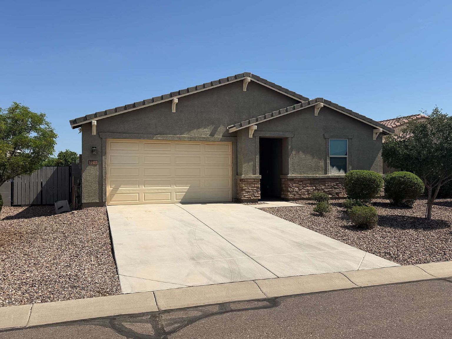 7214 E Gamebird Way San Tan Valley, AZ 85143 photo 5