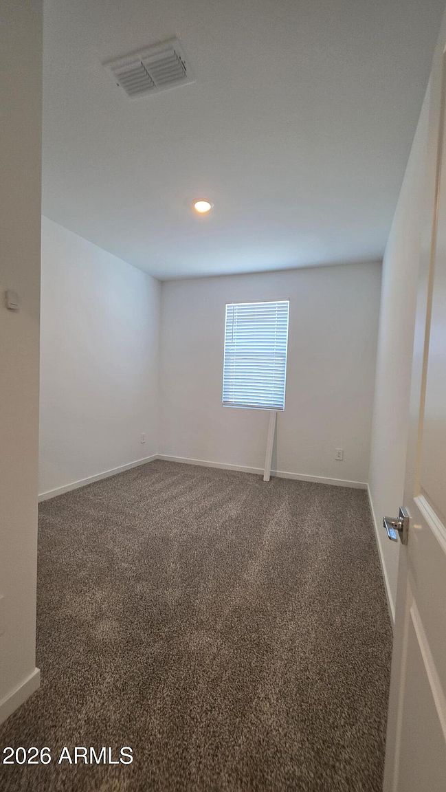 37098 W Prado St photo 3