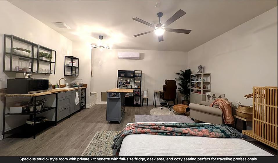 380 S Verdad Ln photo 2
