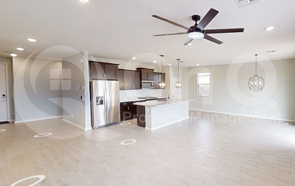 2589 E San Miguel Dr photo 5