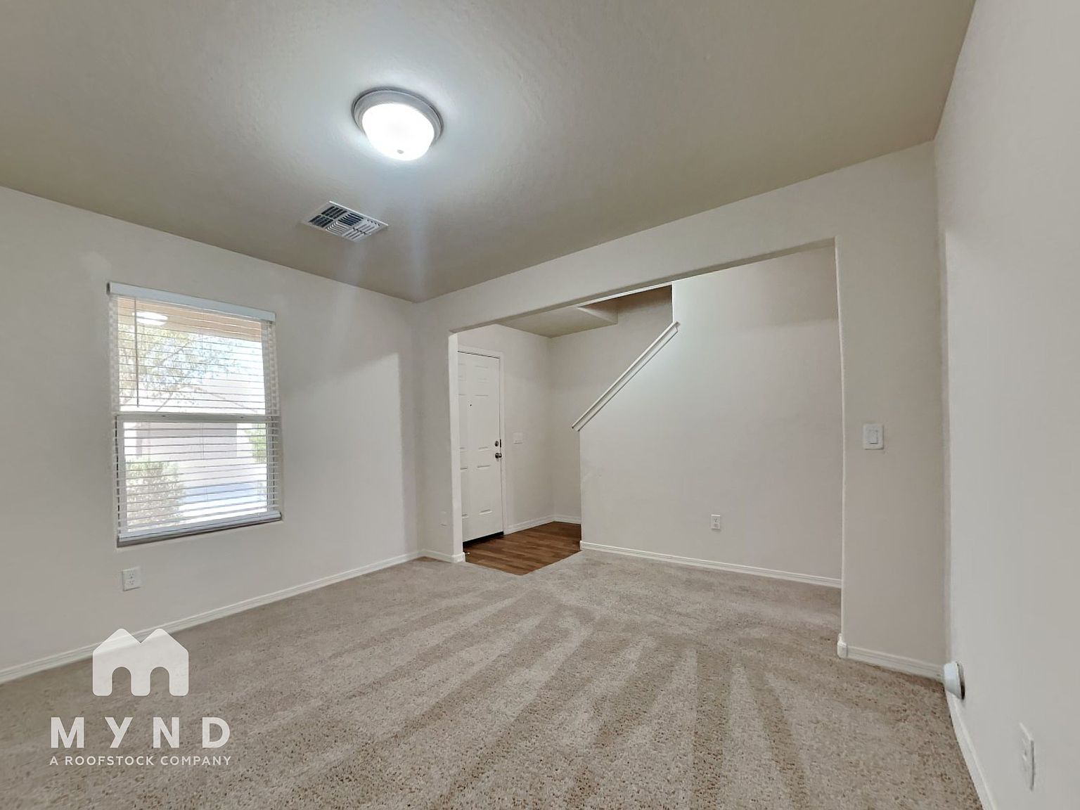 1669 E Prickly Pear Pl photo 4
