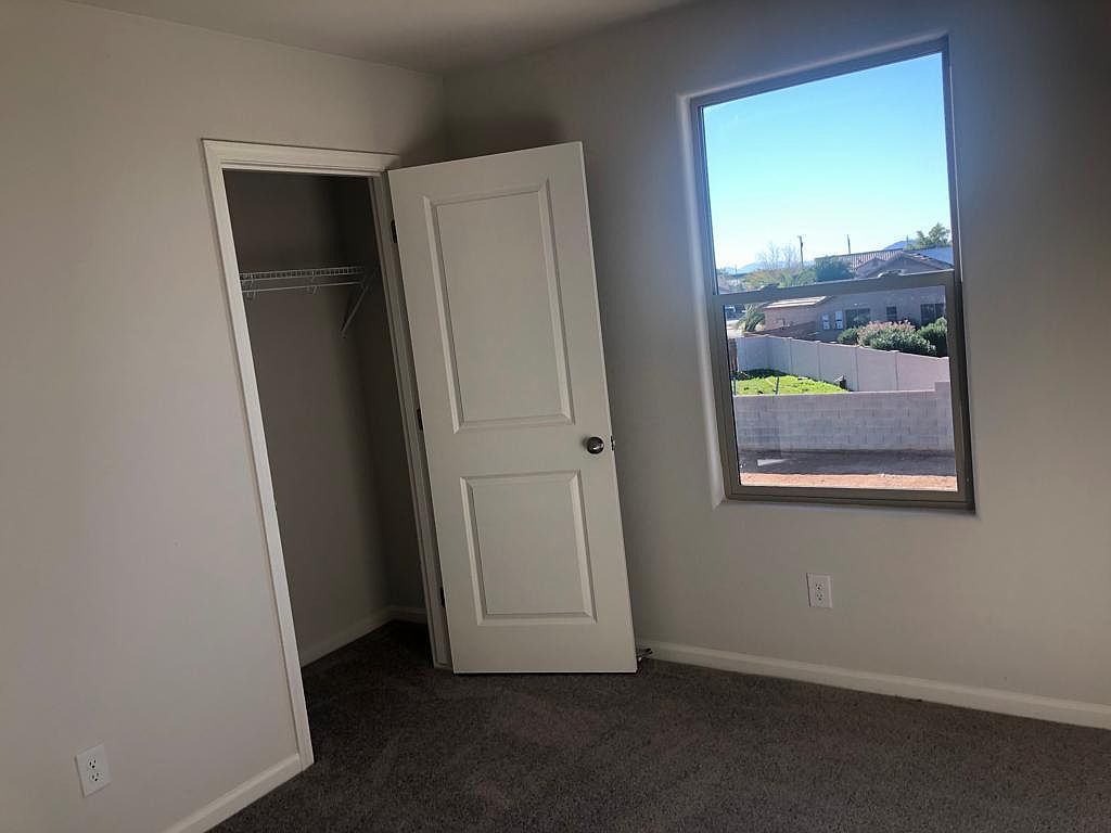 203 W Bobcat Ct photo 5