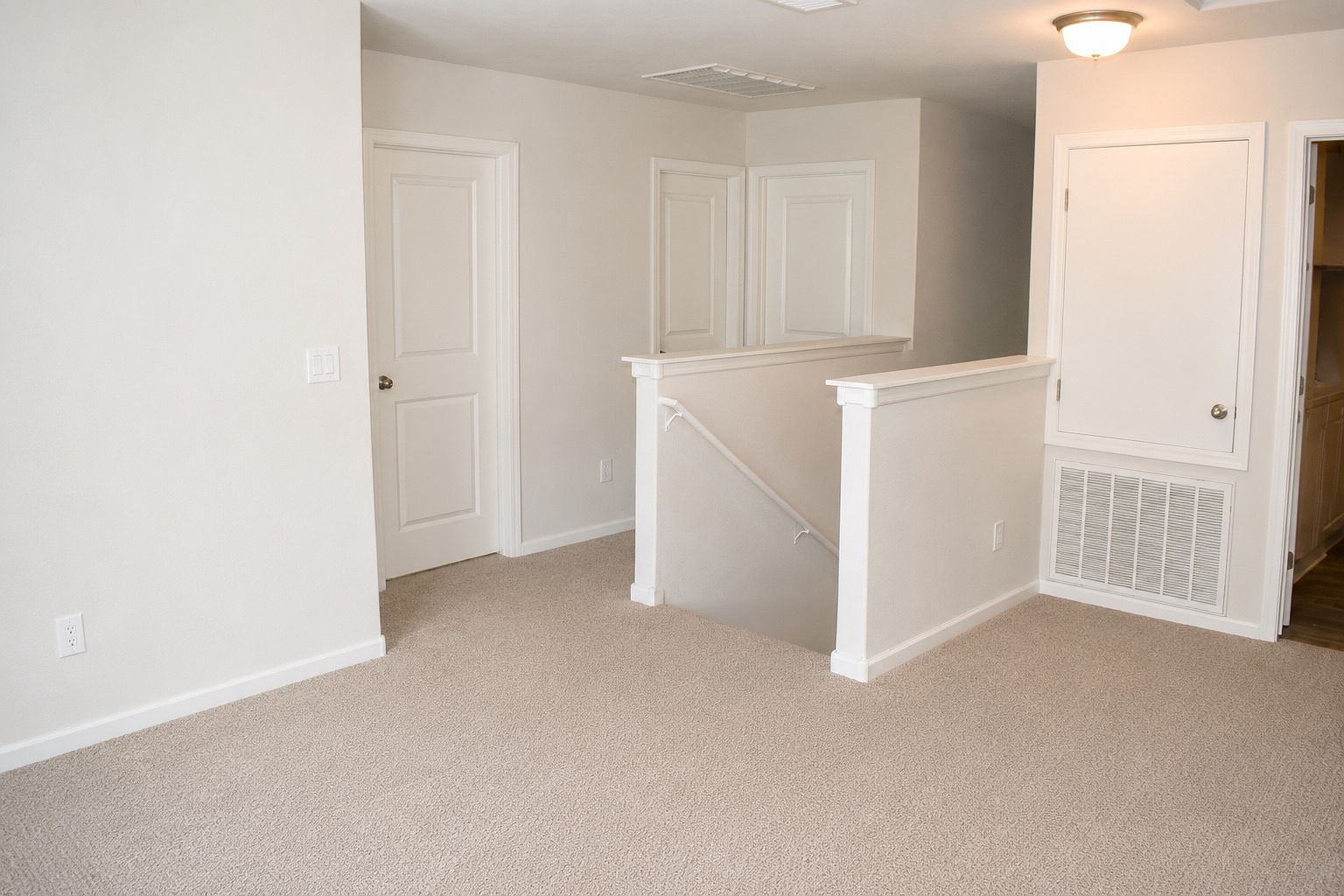 124 W Bobcat Pl photo 5