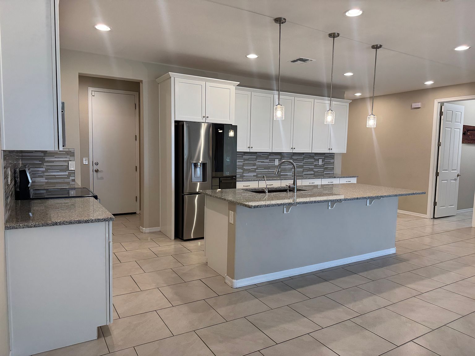 17091 N Palo Pino St photo 4