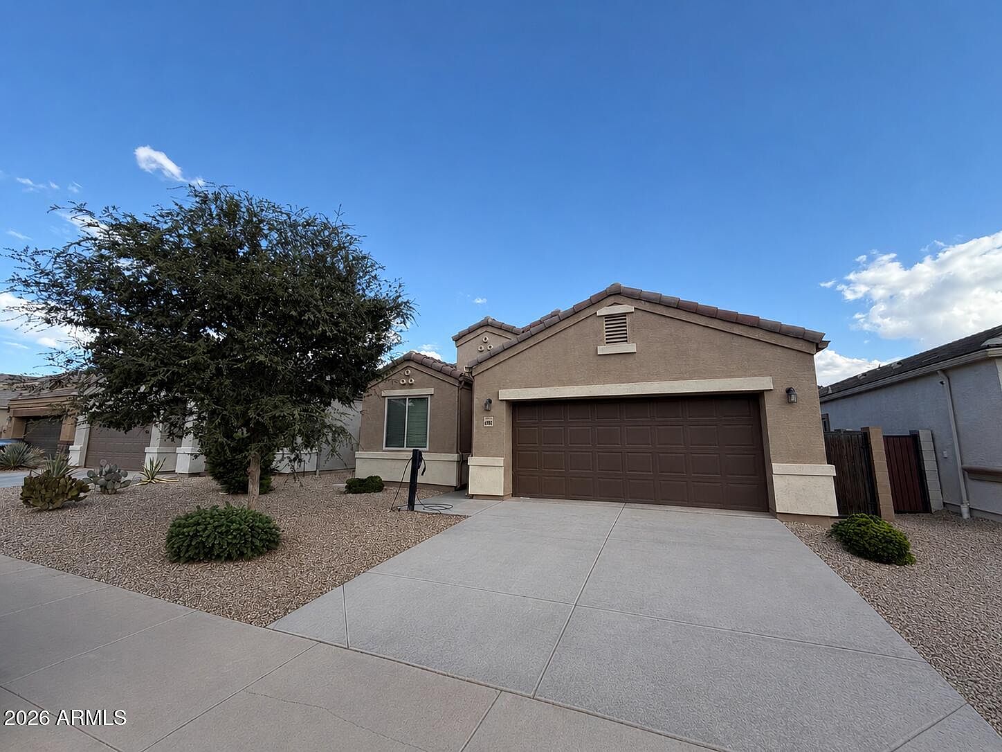 42097 W Lunar St