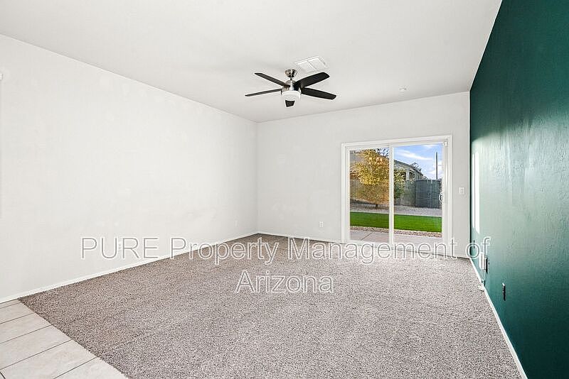 41852 W Allegra Dr photo 3
