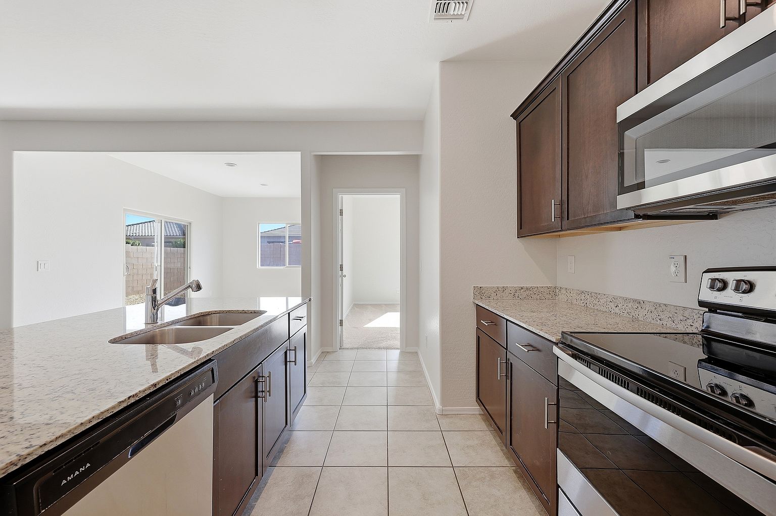 43721 W Acacia Ave photo 5