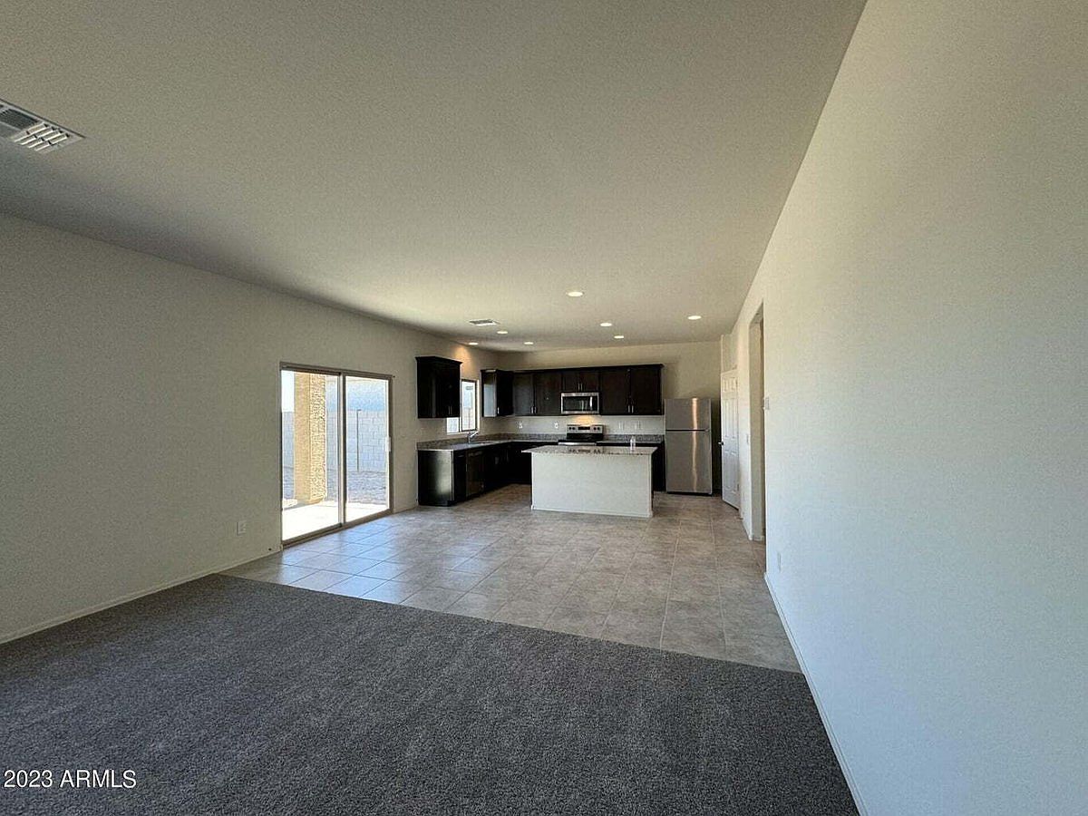 18283 N Presley Ln Maricopa, AZ 85138 photo 2