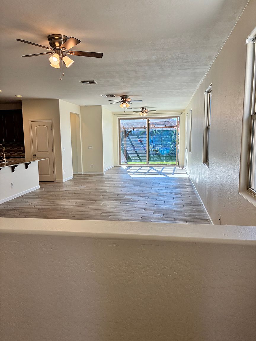 40813 W Tamara Ln photo 3