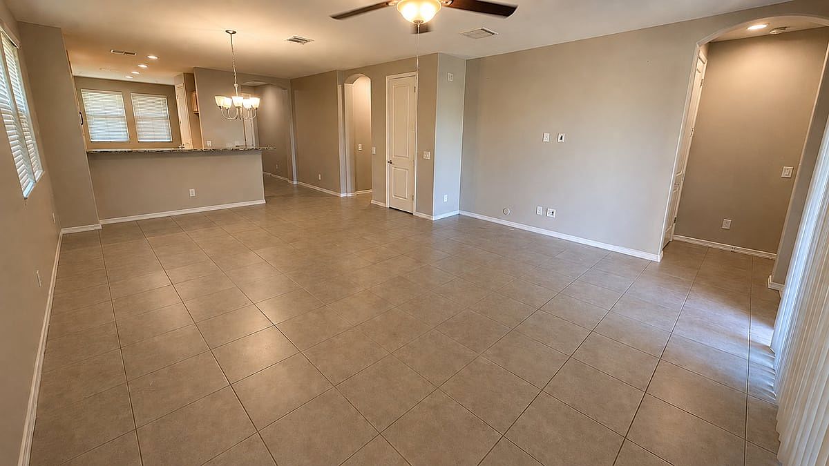 41320 W Palmyra Ln Maricopa, AZ 85138 photo 3