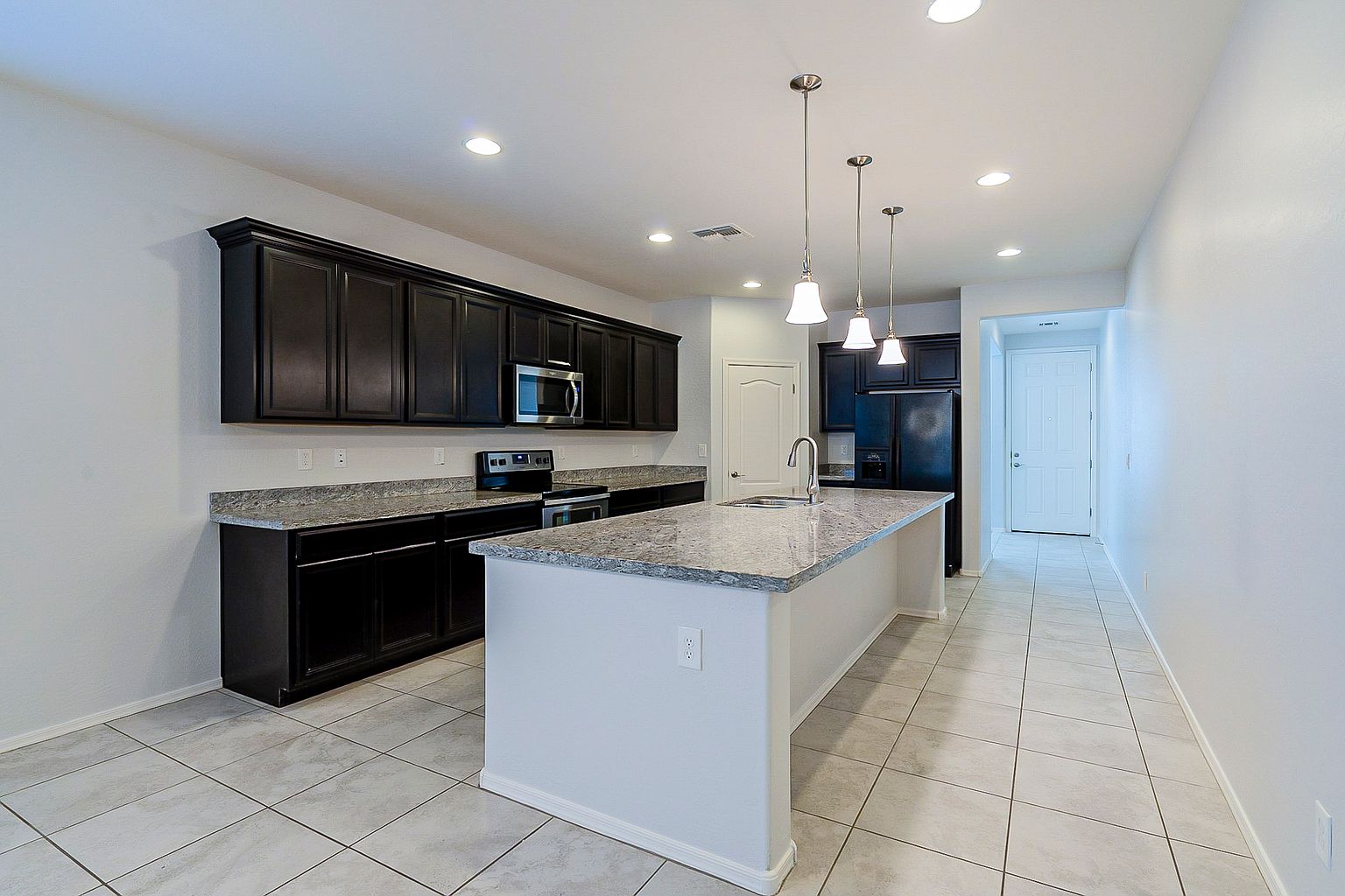 41272 W Rio Bravo Dr photo 4