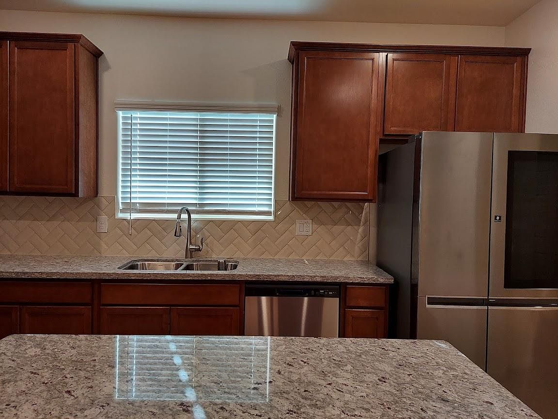 121 W Seaside Dr photo 5