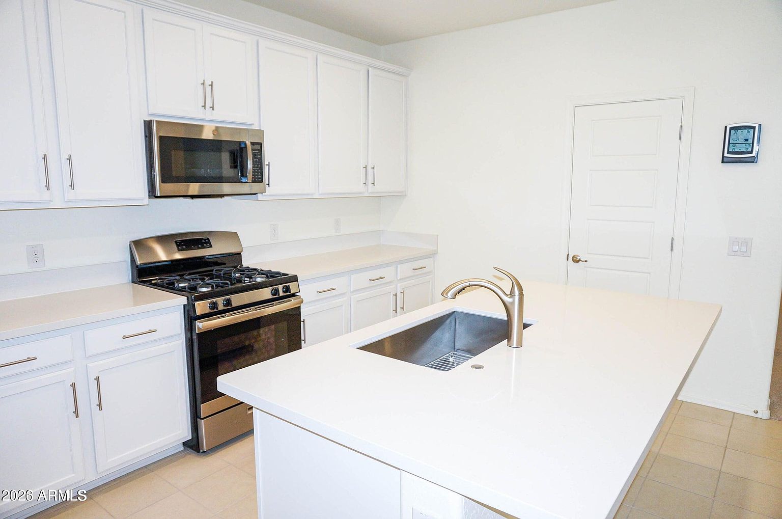 104 E Moonlight Trl photo 4