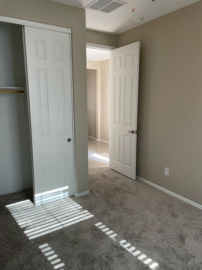 2882 N Blossom Ln photo 5