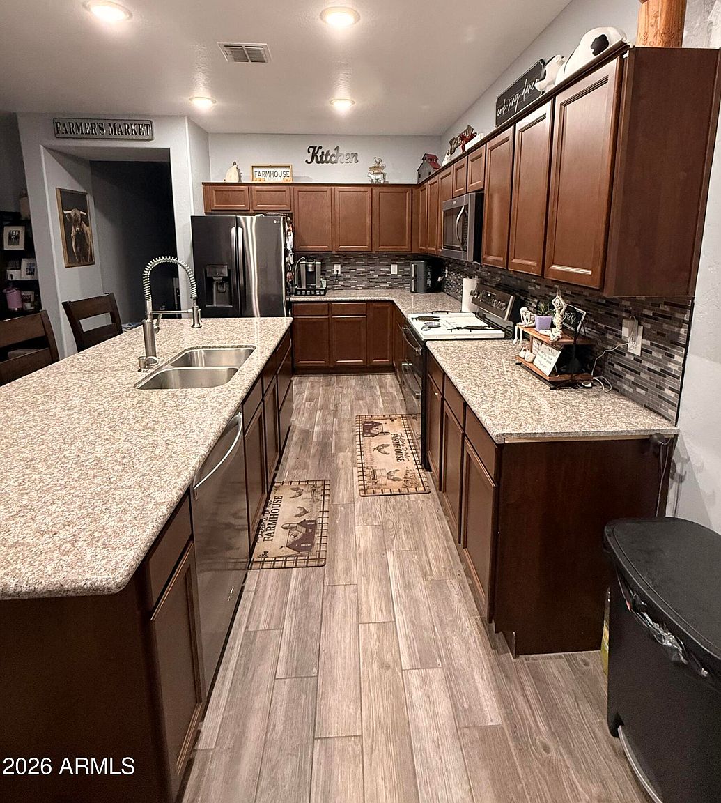 2924 N Taylor Ln Casa Grande, AZ 85122 photo 3