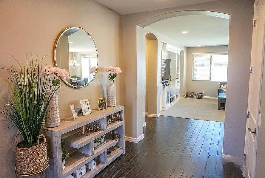 810 W Coffee Tree Ave photo 3