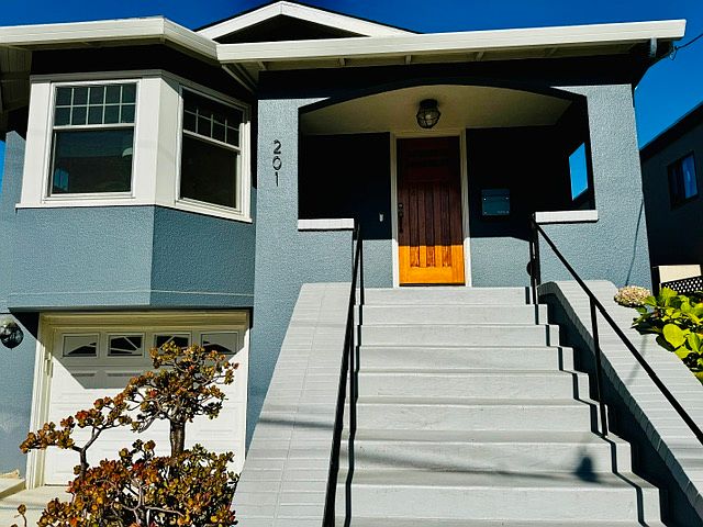 201 Shaver St photo 4