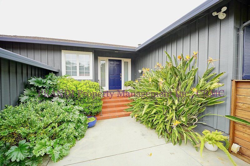 51 Locksly Ln photo 5