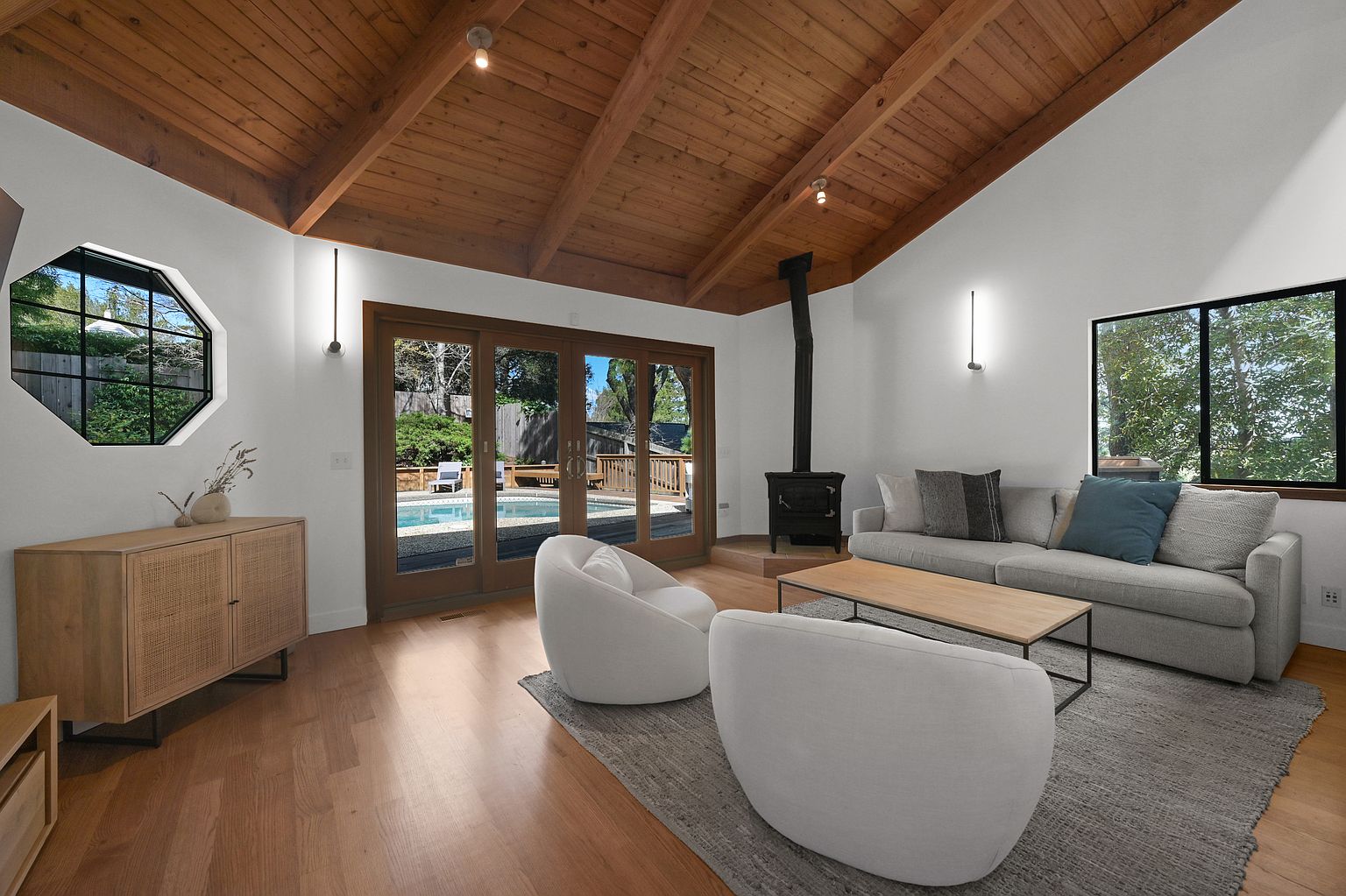9 Owlswood Dr photo 5