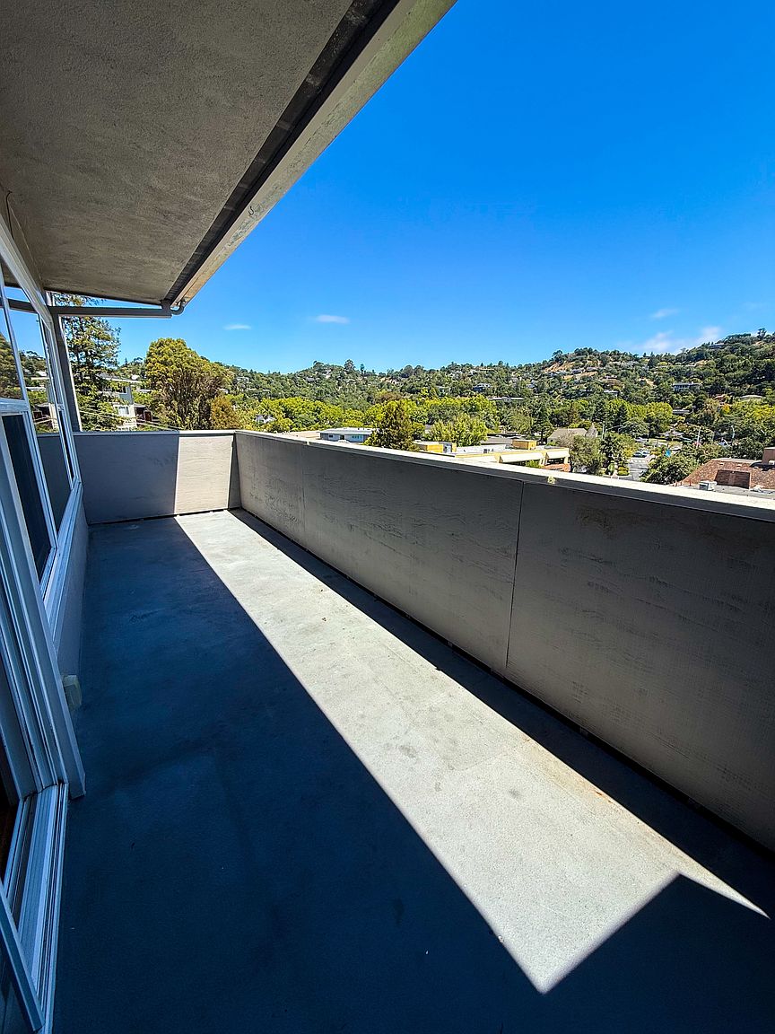 160 Lower Via Casitas photo 2