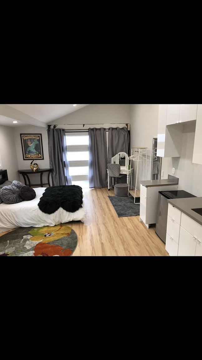 35 Lakeside Dr photo 5