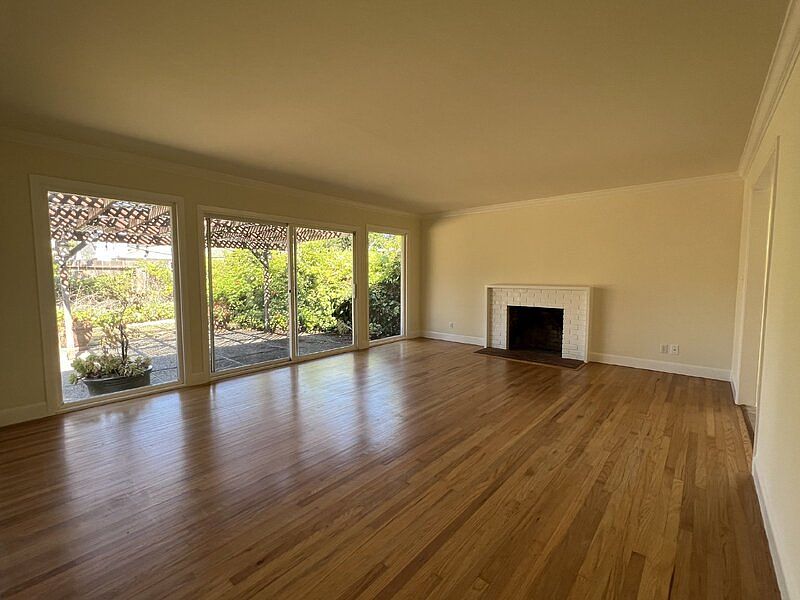 25 El Camino Dr photo 4