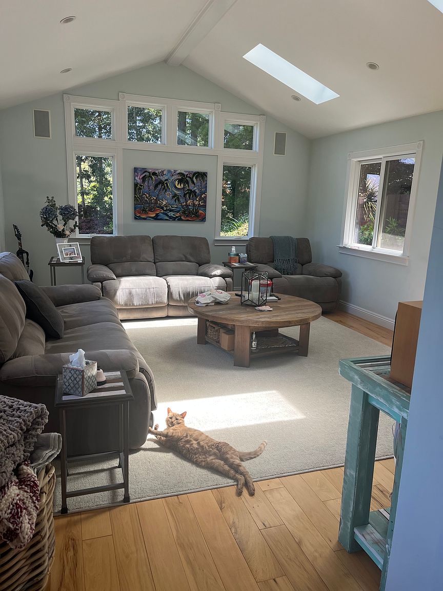 300 Elinor Ave photo 4