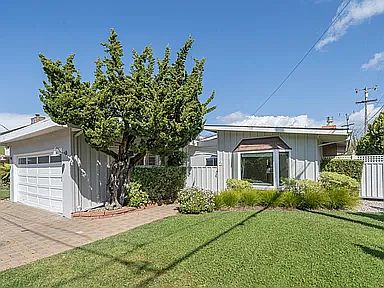 2 Somerset Ln photo 3