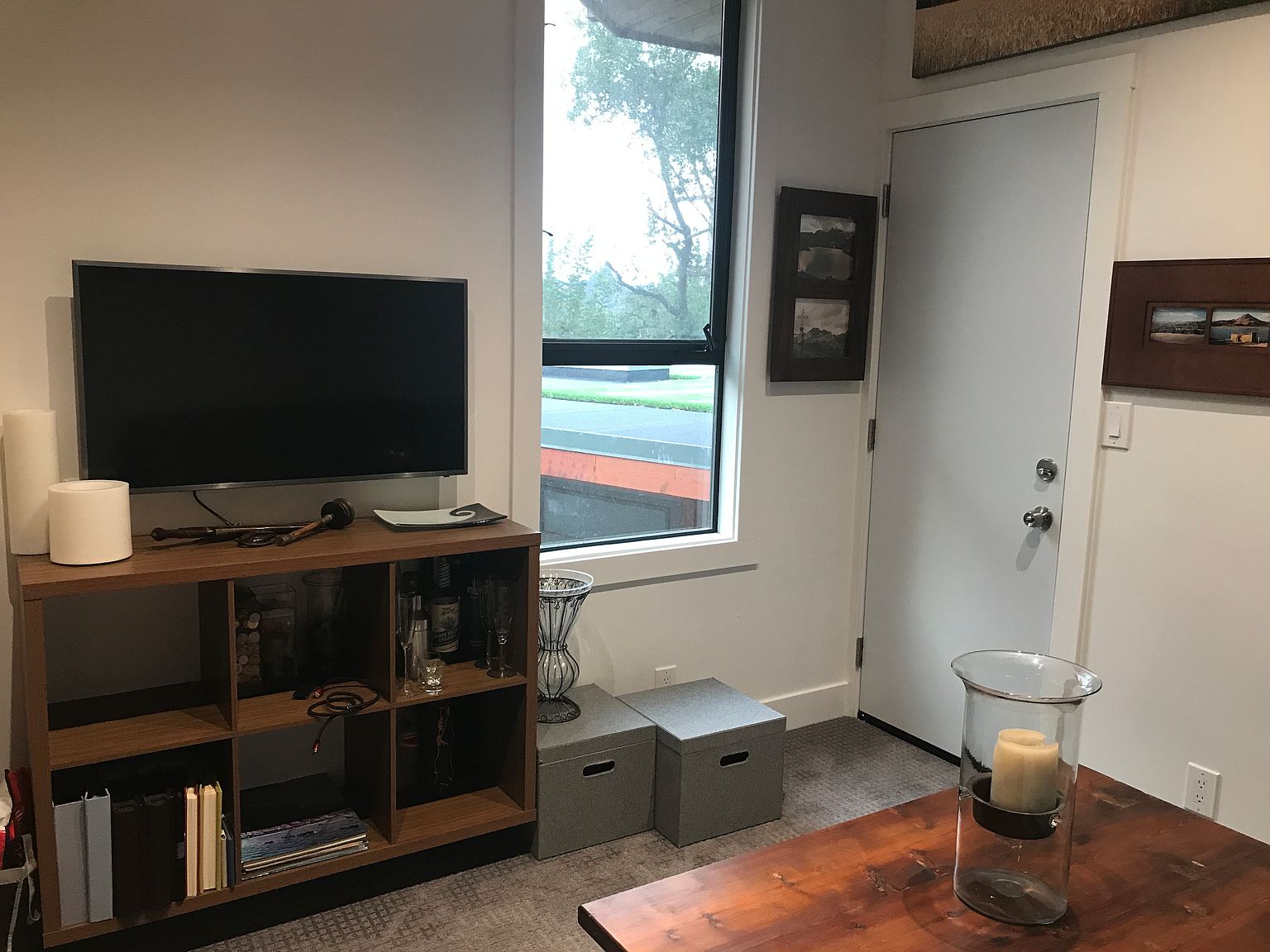 92 Cypress Ave photo 4