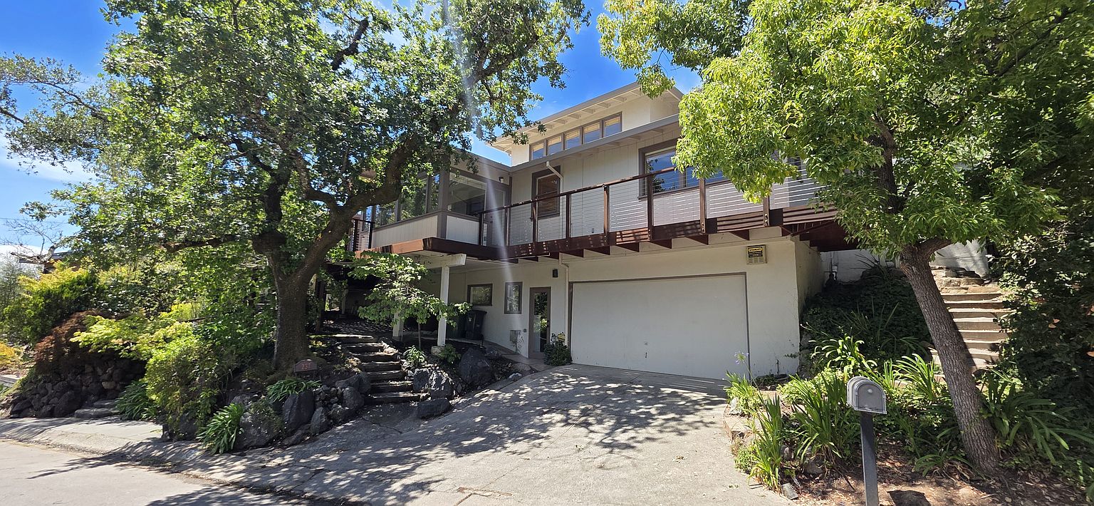 237 N Almenar Dr photo 2
