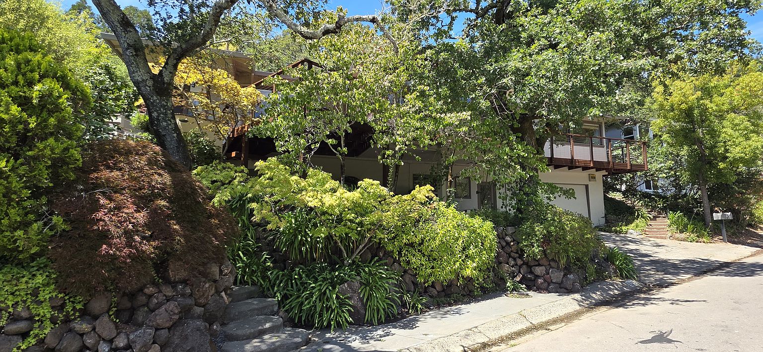 237 N Almenar Dr photo 3