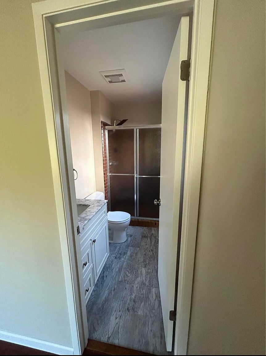175 Michele Cir photo 5