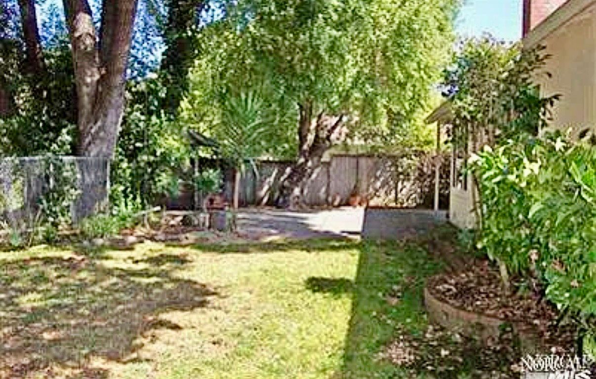 692 Calle De La Mesa photo 3