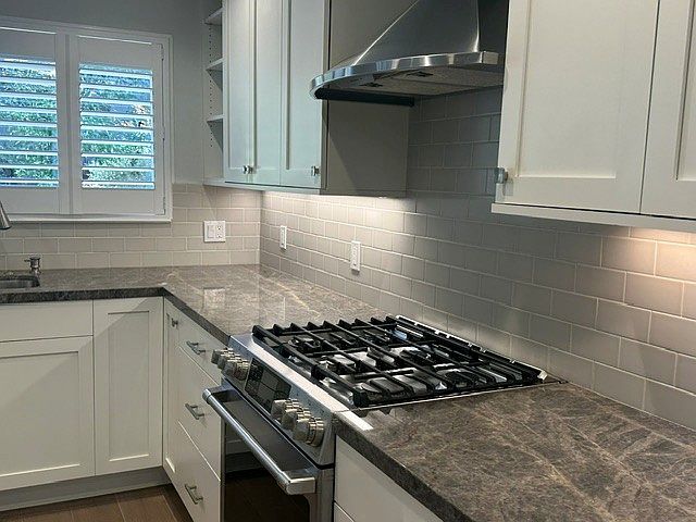 15 Thunderbird Dr photo 4