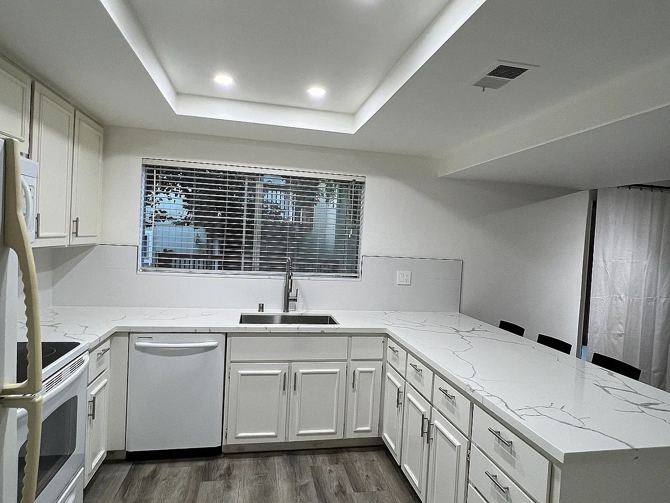 16 Salvatore Dr photo 3