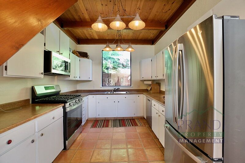 51 Aztec Ave photo 5
