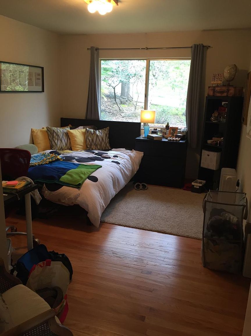 51 Elda Dr photo 4