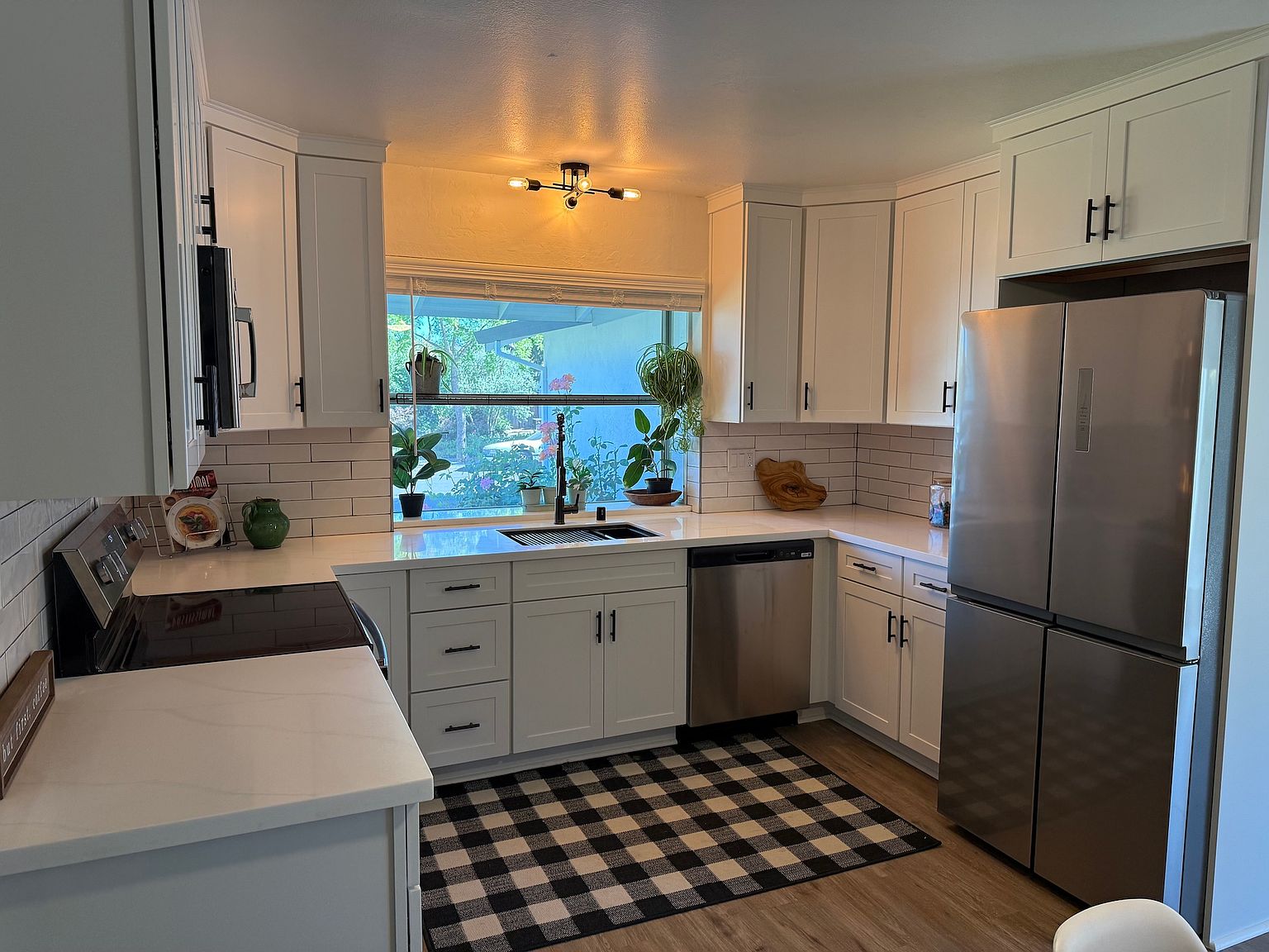 3602 Idlewild Ave photo 4