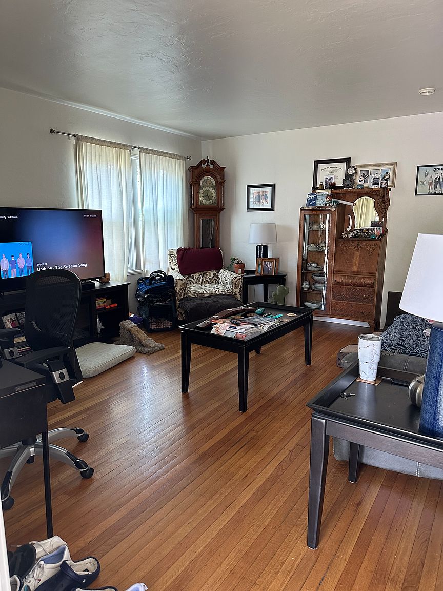 2015 Marin St photo 5