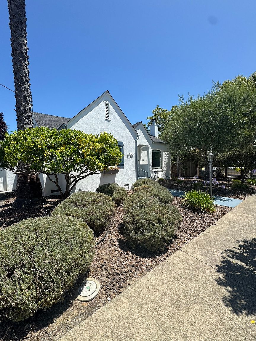 1130 Hayes St photo 2