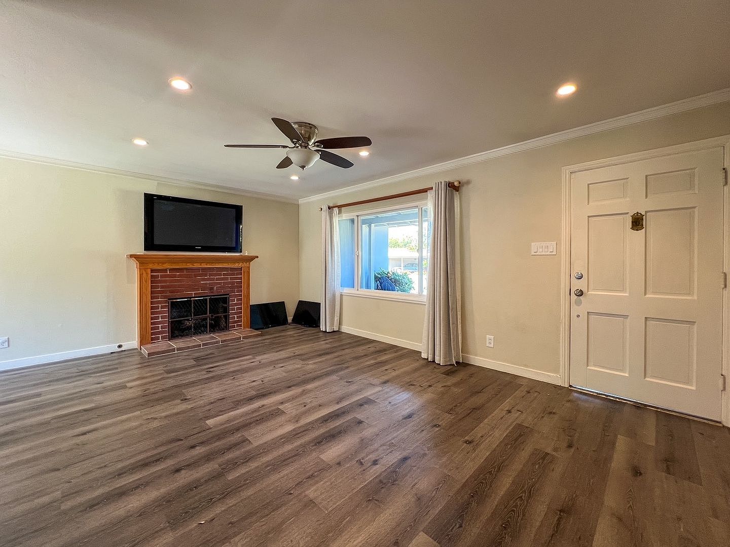 3BR/1BA Single Family House on Webber St · Napa photo 5